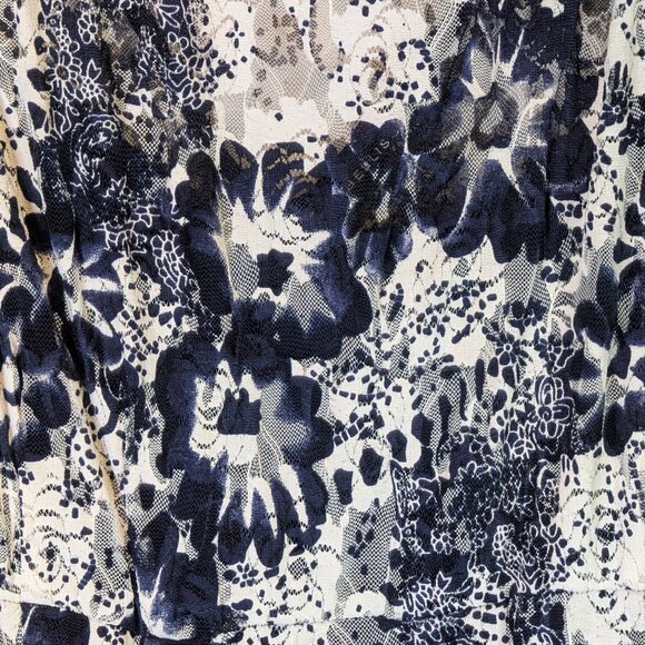 Bellissima Navy and White Floral lace lined dress Size 14 - Picture 4 of 5